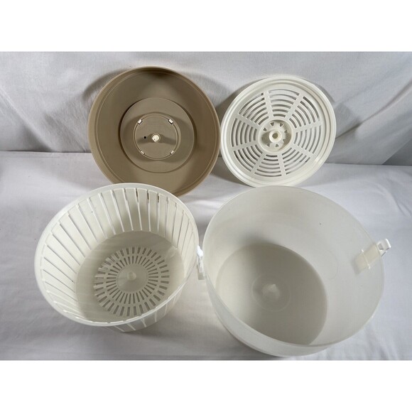Vintage 1970s HOAN Southbury 4 Pcs Salad Spinner Biege Clean - Picture 5 of 7